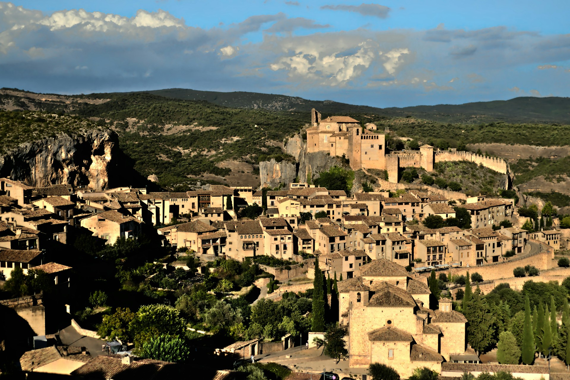 Alquézar Offers Medieval Charm and Epic Views in Aragón 1 Alquézar Offers Medieval Charm and Epic Views in Aragón